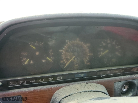 1986 Mercedes-Benz 300 Series 300SDL with VIN WDBCB25D4GA278837, listed as a Copart auction lot 74273244 with 171,992 mi miles and Salvage Title. Bid and sale history available at carsss.com. Image 9.
