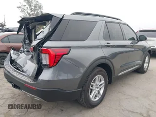 2025 Ford Explorer Active z VIN 1FMUK7DH0SGA27600, wystawiony jako IAAI lot #42139730 z przebiegiem 2 962 mil mil oraz . Historia ofert i sprzedaży dostępna na DreamBid. Obrazek 4.
