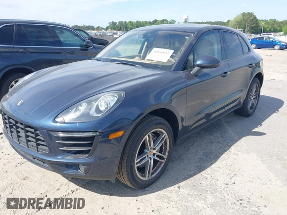 2015 Porsche Macan S with VIN WP1AB2A55FLB67075, listed as a IAAI auction lot 42068637 with 148,068 mi miles. Bid and sale history available at carsss.com. Image 22.