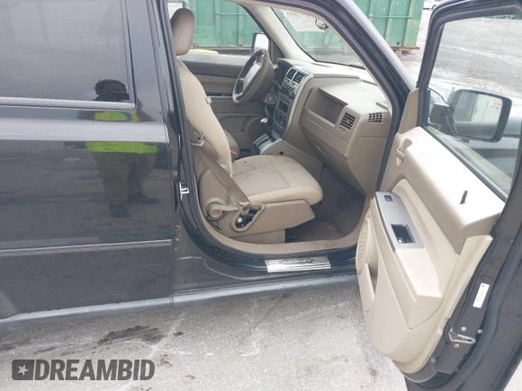 2007 Jeep Patriot Sport z VIN 1J8FF28W27D345278, wystawiony jako IAAI lot #41971857 z przebiegiem 167 460 mil mil oraz . Historia ofert i sprzedaży dostępna na DreamBid. Obrazek 5.