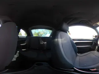 2013 Volkswagen Beetle Entry с VIN 3VWFP7AT4DM639280, выставлен на аукционе IAAI как лот 42324777 с пробегом 77 049 миль миль и . История ставок и продаж доступна на DreamBid. Изображение 19.