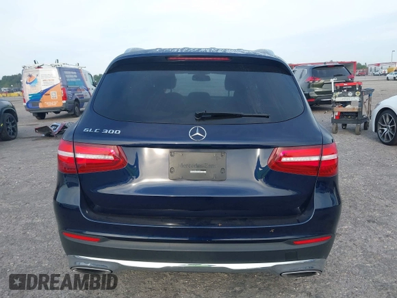 2018 Mercedes-Benz GLC with VIN WDC0G4JB4JV094465, listed as a IAAI auction lot 41869125 with 77,356 mi miles. Bid and sale history available at carsss.com. Image 17.