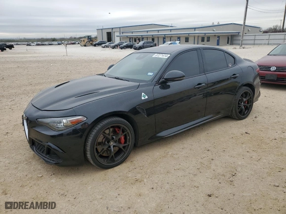 2018 Alfa Romeo Giulia Quadrifoglio with VIN ZARFAEAV7J7584118, listed as a Copart auction lot 87271414 with 97,844 mi miles and Salvage Title. Bid and sale history available at carsss.com. Image 1.