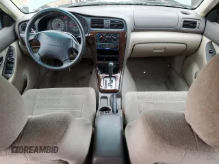 2001 Subaru Legacy Outback with VIN 4S3BH675317610103, listed as a Copart auction lot 82329804 with 199,445 mi miles and Salvage title. Bid and sale history available at DreamBid. Image 8.