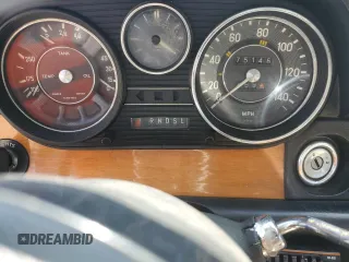 1973 Mercedes-Benz C z VIN 11407312001252, wystawiony jako Copart lot #64878085 z przebiegiem 75 146 mil mil oraz Czysty tytuł • Clean title. Historia ofert i sprzedaży dostępna na DreamBid. Obrazek 9.