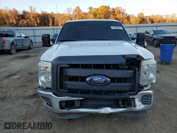 2016 Ford Super Duty F-250 SRW XL with VIN 1FTBF2A65GEB30391, listed as a Copart auction lot 84386904 with 155,898 mi miles and Salvage Title. Bid and sale history available at carsss.com. Image 5.