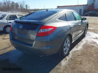 2011 Honda Accord Crosstour EX-L with VIN 5J6TF1H5XBL000844, listed as a IAAI auction lot 41451976 with 124,097 mi miles. Bid and sale history available at carsss.com. Image 4.