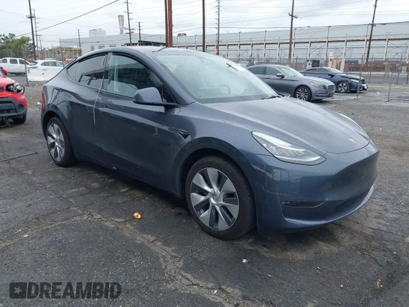 2023 Tesla Model Y Long Range with VIN 7SAYGDEE3PA152683, listed as a IAAI auction lot 41798988 with 14,063 mi miles and . Bid and sale history available at carsss.com. Image 1.