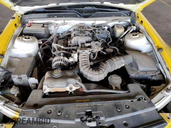 2007 Ford Mustang Deluxe with VIN 1ZVHT84N475215065, listed as a Copart auction lot 82624444 with 163,810 mi miles and Salvage Title. Bid and sale history available at carsss.com. Image 11.