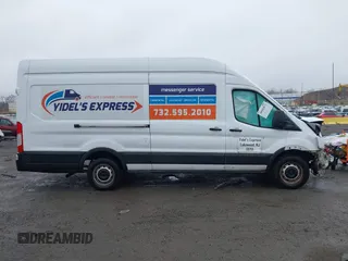 2020 Ford Transit Cargo с VIN 1FTBW3X88LKB37233, выставлен на аукционе IAAI как лот 40882872 с пробегом 101 171 миль миль и . История ставок и продаж доступна на DreamBid. Изображение 13.