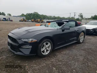2020 Ford Mustang EcoBoost z VIN 1FATP8UHXL5180169, wystawiony jako Copart lot #56939135 z przebiegiem 54 261 mil mil oraz Szkoda całkowita • Salvage title. Historia ofert i sprzedaży dostępna na DreamBid. Obrazek 1.