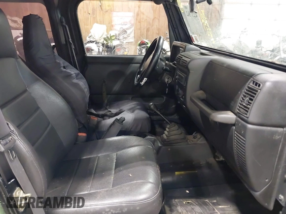 2002 Jeep Wrangler SE with VIN 1J4FA29P62P758139, listed as a IAAI auction lot 42217562 with 159,157 mi miles and . Bid and sale history available at DreamBid. Image 5.
