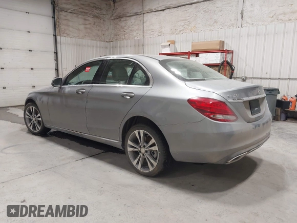 2016 Mercedes-Benz C 300 Luxury with VIN 55SWF4KB8GU113087, listed as a IAAI auction lot 42255273 with Not Provided miles and . Bid and sale history available at DreamBid. Image 3.