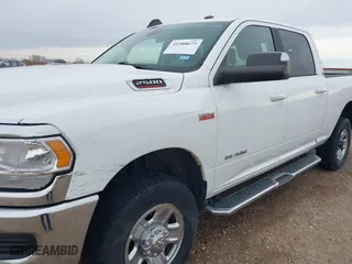 2019 Ram 2500 Big Horn with VIN 3C6UR5DJ8KG544954, listed as a IAAI auction lot 41588673 with 50,410 mi miles. Bid and sale history available at carsss.com. Image 18.
