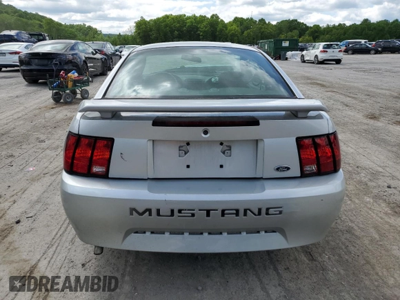 2003 Ford Mustang Standard с VIN 1FAFP40433F330822, выставлен на аукционе Copart как лот 57473325 с пробегом 170 282 миль миль и Списание • Salvage title. История ставок и продаж доступна на DreamBid. Изображение 6.
