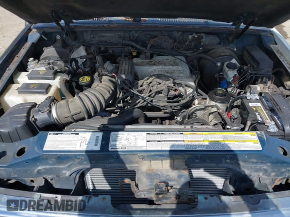 2001 Mercury Mountaineer with VIN 4M2ZU86P21UJ09305, listed as a IAAI auction lot 42527810 with 181,147 mi miles and . Bid and sale history available at DreamBid. Image 10.