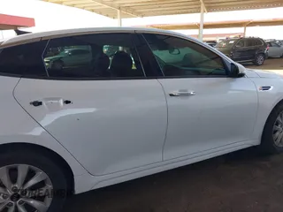 2018 Kia Optima LX with VIN 5XXGT4L38JG247009, listed as a IAAI auction lot 42081303 with 95,507 mi miles and . Bid and sale history available at carsss.com. Image 14.