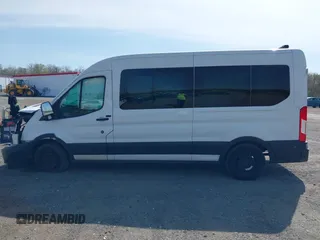 2019 Ford Transit Passenger XL с VIN 1FBAX2CM3KKB43496, выставлен на аукционе IAAI как лот 42050162 с пробегом 98 459 миль миль и . История ставок и продаж доступна на DreamBid. Изображение 15.