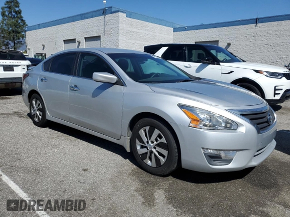 2015 Nissan Altima S with VIN 1N4AL3AP5FC578777, listed as a Copart auction lot 49555695 with 143,702 mi miles and Clean Title. Bid and sale history available at DreamBid. Image 4.