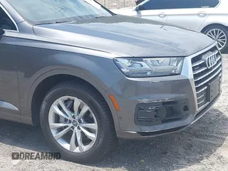 2019 Audi Q7 Premium Plus with VIN WA1LAAF78KD012598, listed as a IAAI auction lot 42340544 with 127,515 mi miles and . Bid and sale history available at DreamBid. Image 18.