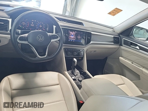 2023 Volkswagen Atlas SE с VIN 1V2HR2CA7PC526108, выставлен на аукционе IAAI как лот 42844449 с пробегом 38 696 миль миль и . История ставок и продаж доступна на DreamBid. Изображение 20.