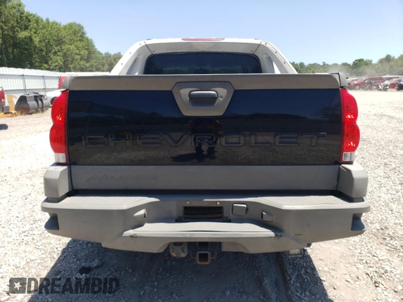 2002 Chevrolet Avalanche with VIN 3GNEK13T42G232957, listed as a Copart auction lot 60347864 with 217,437 mi miles and Salvage Title. Bid and sale history available at carsss.com. Image 6.