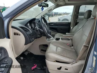 2012 Chrysler Town & Country Limited z VIN 2C4RC1GGXCR394219, wystawiony jako Copart lot #57032565 z przebiegiem Nie podano mil oraz Szkoda całkowita • Salvage title. Historia ofert i sprzedaży dostępna na DreamBid. Obrazek 7.