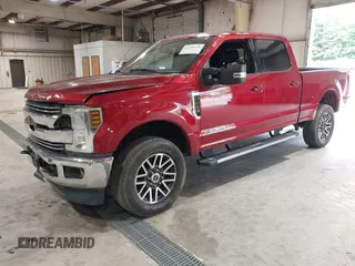 2019 Ford F-250 XL z VIN 1FT7W2BT4KEE02027, wystawiony jako IAAI lot #42189635 z przebiegiem 26 276 mil mil oraz . Historia ofert i sprzedaży dostępna na DreamBid. Obrazek 2.