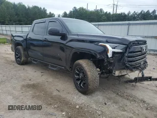 2022 Toyota Tundra SR with VIN 5TFKB5AB5NX019030, listed as a Copart auction lot 58558255 with 44,972 mi miles and Salvage title. Bid and sale history available at DreamBid. Image 4.