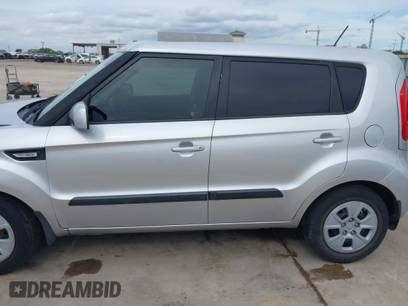 2013 Kia Soul with VIN KNDJT2A52D7530856, listed as a IAAI auction lot 41889860 with 148,982 mi miles and . Bid and sale history available at DreamBid. Image 14.