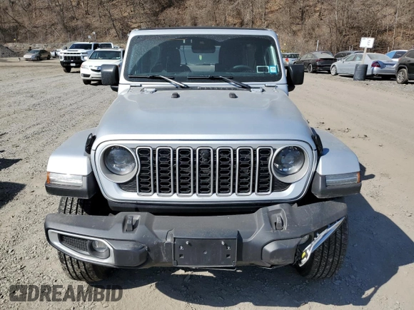2024 Jeep Wrangler Sahara z VIN 1C4PJXEG9RW242600, wystawiony jako Copart lot #49297285 z przebiegiem 11 391 mil mil oraz Szkoda całkowita • Salvage title. Historia ofert i sprzedaży dostępna na DreamBid. Obrazek 5.