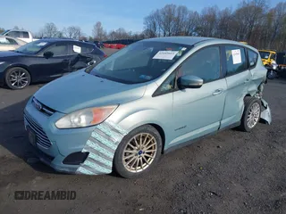 2013 Ford C-Max SE with VIN 1FADP5AU9DL506920, listed as a IAAI auction lot 42105665 with 194,064 mi miles. Bid and sale history available at carsss.com. Image 17.