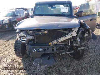 2024 Ford Bronco Big Bend z VIN 1FMDE7BH7RLB48202, wystawiony jako IAAI lot #41947901 z przebiegiem 1 704 mil mil oraz . Historia ofert i sprzedaży dostępna na DreamBid. Obrazek 6.