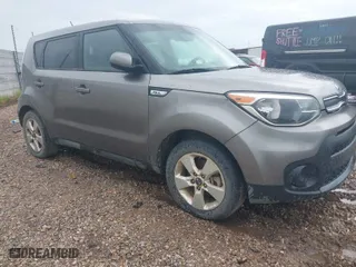 2019 Kia Soul with VIN KNDJN2A23K7671352, listed as a IAAI auction lot 41865214 with 206,660 mi miles. Bid and sale history available at carsss.com. Image 1.