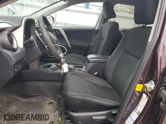 2017 Toyota RAV4 LE z VIN 2T3BFREV4HW567464, wystawiony jako Copart lot #51583725 z przebiegiem 97 561 mil mil oraz Szkoda całkowita • Salvage title. Historia ofert i sprzedaży dostępna na DreamBid. Obrazek 7.