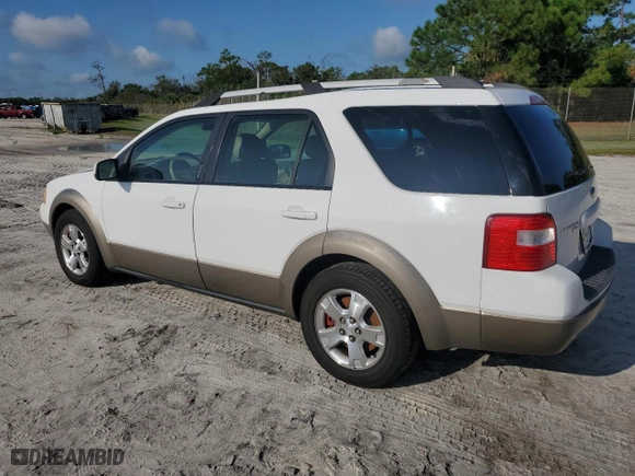 2007 Ford Freestyle SEL with VIN 1FMZK05187GA09013, listed as a Copart auction lot 71245684 with 185,059 mi miles and Clean Title. Bid and sale history available at carsss.com. Image 2.