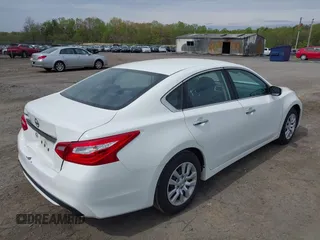 2016 Nissan Altima SV with VIN 1N4AL3APXGC211102, listed as a IAAI auction lot 41998063 with 149,760 mi miles and . Bid and sale history available at DreamBid. Image 4.