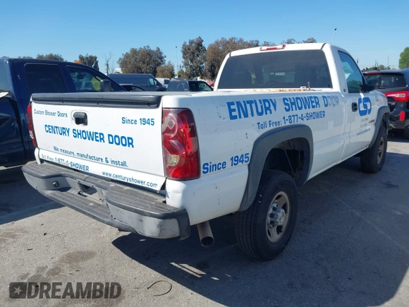 2004 Chevrolet Silverado 2500 z VIN 1GBHC24U64E349020, wystawiony jako IAAI lot #41840530 z przebiegiem 341 184 mil mil oraz . Historia ofert i sprzedaży dostępna na DreamBid. Obrazek 4.