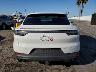 2021 Porsche Cayenne z VIN WP1BA2AY1MDA42695, wystawiony jako Copart lot #71507412 z przebiegiem 20 359 mil mil oraz . Historia ofert i sprzedaży dostępna na DreamBid. Obrazek 6.