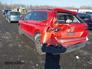 2019 Volkswagen Tiguan SE with VIN 3VV2B7AX9KM136359, listed as a IAAI auction lot 41426441 with 140,891 mi miles and . Bid and sale history available at DreamBid. Image 3.