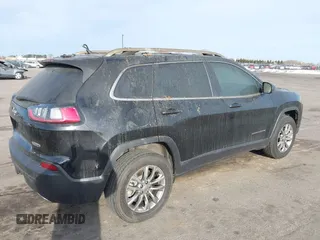 2021 Jeep Cherokee Latitude Lux with VIN 1C4PJMMX8MD166775, listed as a IAAI auction lot 41783500 with 19,869 mi miles and . Bid and sale history available at carsss.com. Image 4.
