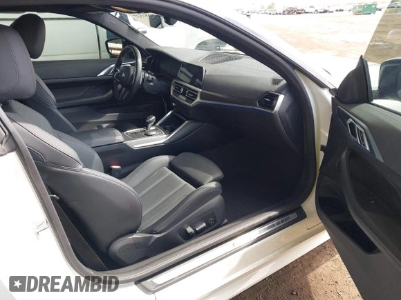 2021 BMW 4 Series M440i xDrive with VIN WBA13AR09MCF74685, listed as a IAAI auction lot 41881537 with 43,400 mi miles and . Bid and sale history available at DreamBid. Image 5.