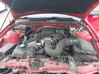 2006 Ford Mustang Standard with VIN 1ZVFT84N765107125, listed as a IAAI auction lot 42200660 with 164,920 mi miles and . Bid and sale history available at DreamBid. Image 10.