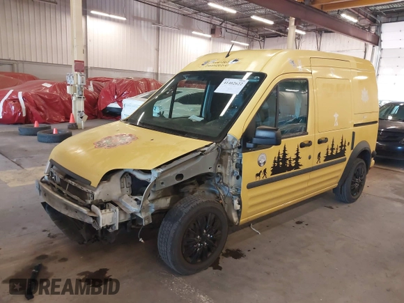 2013 Ford Transit Connect XLT z VIN NM0LS7BN0DT154489, wystawiony jako IAAI lot #41402622 z przebiegiem 129 701 mil mil oraz . Historia ofert i sprzedaży dostępna na DreamBid. Obrazek 2.