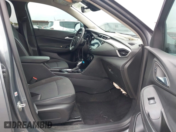 2022 Buick Encore GX Preferred with VIN KL4MMCSL8NB038063, listed as a IAAI auction lot 42194445 with 22,512 mi miles and . Bid and sale history available at DreamBid. Image 5.