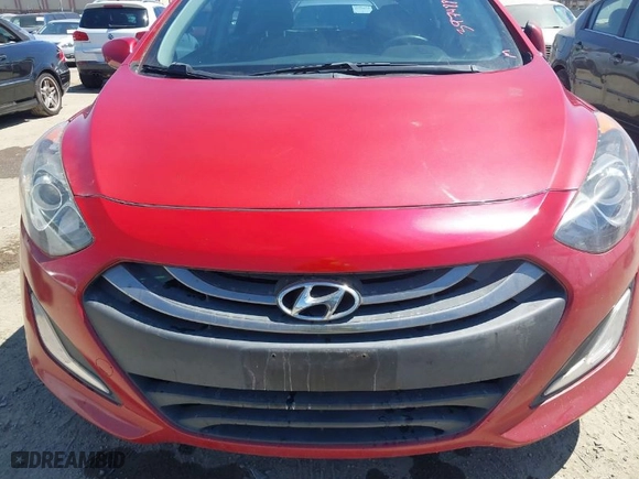 2015 Hyundai Elantra GT with VIN KMHD35LH8FU250557, listed as a IAAI auction lot 39748873 with NaN miles. Bid and sale history available at carsss.com. Image 6.