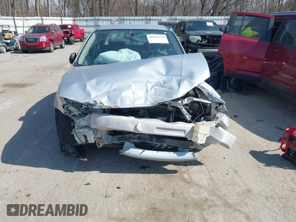2000 Mazda Protege DX with VIN JM1BJ2227Y0240819, listed as a IAAI auction lot 41810228 with 68,650 mi miles and . Bid and sale history available at DreamBid. Image 6.