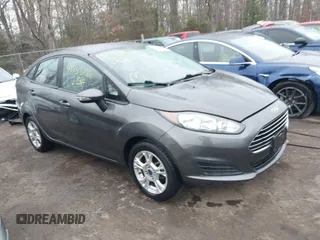 2015 Ford Fiesta SE with VIN 3FADP4BJ7FM114180, listed as a IAAI auction lot 41753726 with 132,601 mi miles. Bid and sale history available at carsss.com. Image 1.
