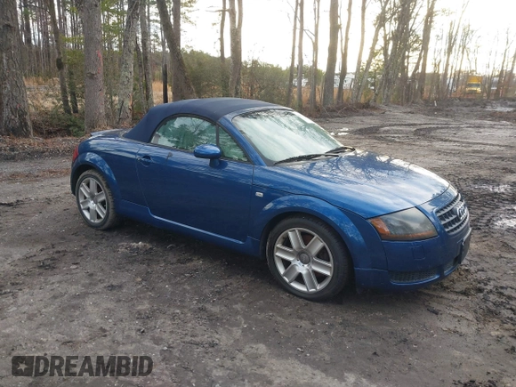 2003 Audi TT with VIN TRUTC28N431018179, listed as a IAAI auction lot 41600728 with 104,202 mi miles. Bid and sale history available at carsss.com. Image 1.