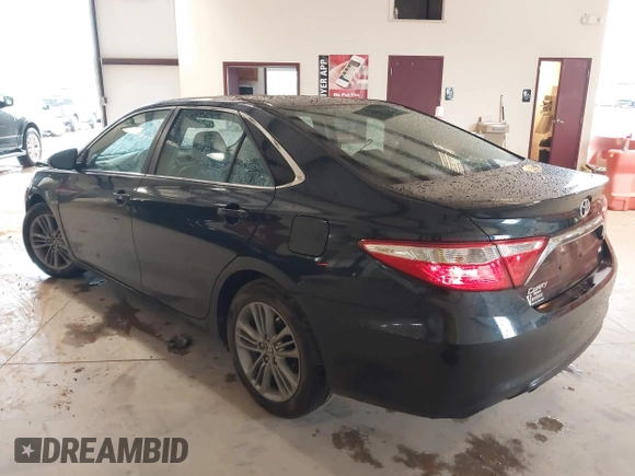2015 Toyota Camry XLE with VIN 4T1BF1FK1FU094425, listed as a IAAI auction lot 41961648 with 191,458 mi miles. Bid and sale history available at carsss.com. Image 3.